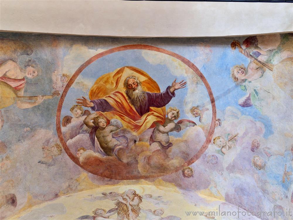 Milano - Soffitto dell'abside dell'Oratorio di Santa Maria Maddalena al Camposanto